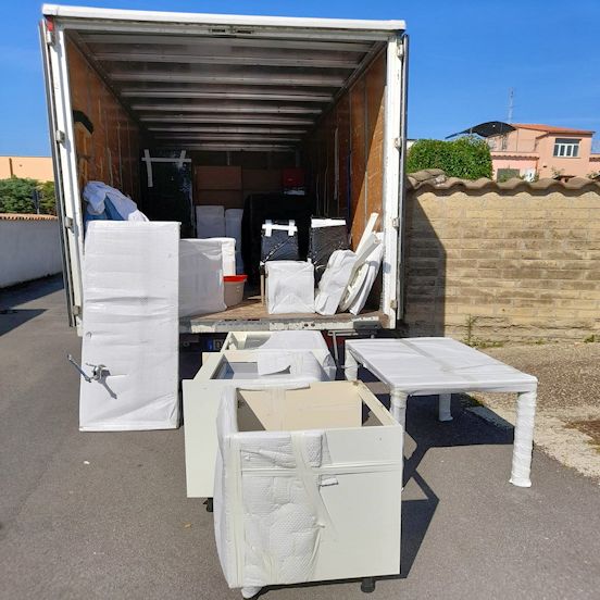 logistics image